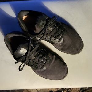 Nike Women's In season TR-8 training shoes